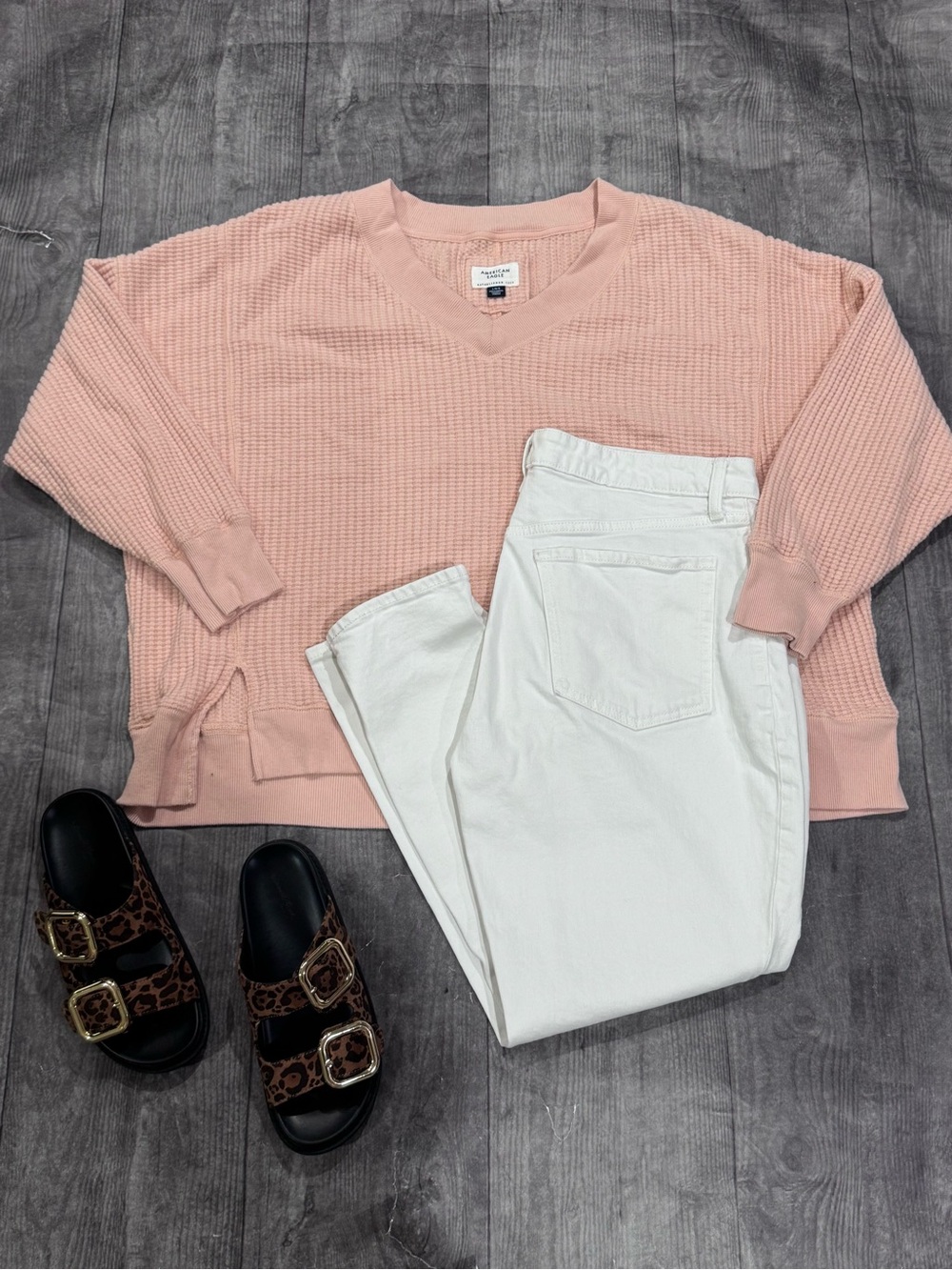 American Eagle Oversized Waffle-Knit V-Neck Sweater - Blush Pink